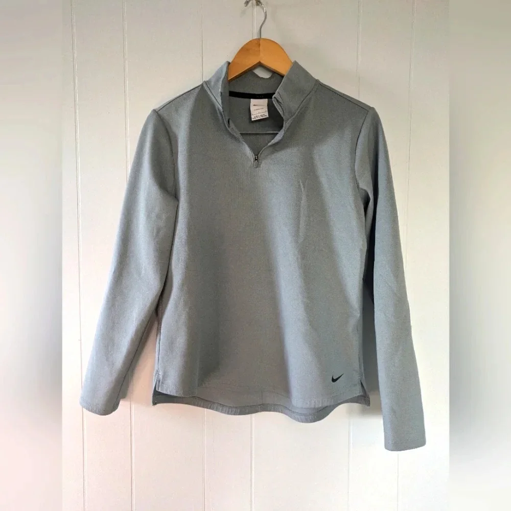 Nike Training One Therma-FIT standard long-sleeve half zip‎ top gray size Large